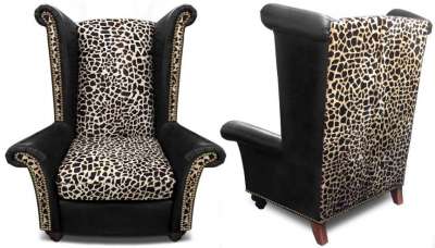 Safari Collection King Chair Black Giraffe