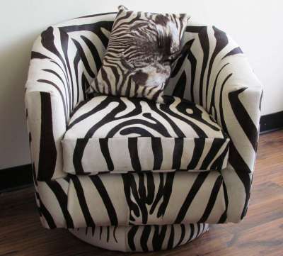 Club Chair Front View Zebra Pillows